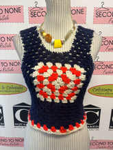 Cargar imagen en el visor de la galería, 70s Handmade Crochet Tank Top (Fits XS/S)