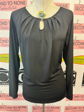 Cargar imagen en el visor de la galería, Jones New York Keyhole Black Top (Size M)