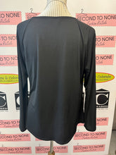 Cargar imagen en el visor de la galería, Jones New York Keyhole Black Top (Size M)