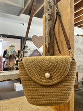 Charger l'image dans la galerie, Gold Sparkle Crossbody Bag (Only 1 Left!)