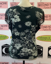 Cargar imagen en el visor de la galería, Top de manga con cuentas (M)