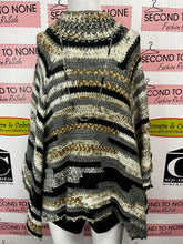 Cargar imagen en el visor de la galería, Multi Tone Handknit Poncho (One Size)