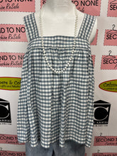 Charger l'image dans la galerie, NWT Blue Gingham Baby Doll Top (Size M)