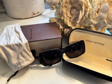 Load image into Gallery viewer, REAL LV  Sunglasses with Box, Case & Sleeve