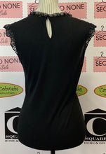 Charger l'image dans la galerie, Haut en dentelle + volants (14)