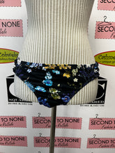 Load image into Gallery viewer, La Vie En Rose Blue Floral Bikini (Size XL)