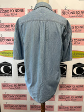 Load image into Gallery viewer, Denim Floral Print Button-Up (Fits XL+)