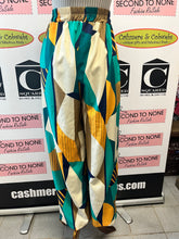 Load image into Gallery viewer, Multi-Patterned 2-Piece Pant/Duster Set (Size M)