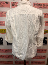 Charger l'image dans la galerie, Northern Reflections White Button Down (Size L)