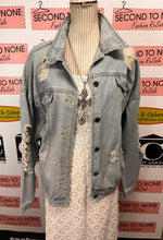Charger l'image dans la galerie, Distressed Denim Jacket (Size 2XL)