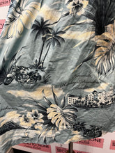 Load image into Gallery viewer, Harley Davidson Hawaiian Tank Top (Size XS)