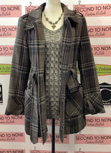 Cargar imagen en el visor de la galería, Top de punto Peekaboo de Cable & Gauge (L)