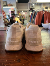Cargar imagen en el visor de la galería, Sorel ‘Out ‘N About’ Waterproof Sneakers (Size 9)