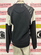 Load image into Gallery viewer, *AS IS* GUESS Colour Block Crewneck (Size M)