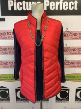 Charger l'image dans la galerie, Grace & Lace Red Quilted Vest (Size L)