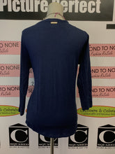 Charger l'image dans la galerie, Michael Kors Grommet Long Sleeve (Size L)