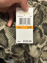 Charger l'image dans la galerie, NWT Michael Kors Snake Print Top (Size S)
