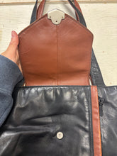 Load image into Gallery viewer, *AS-IS* Vintage Derek Alexander Messenger Bag