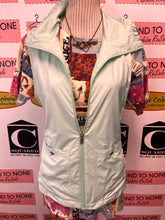 Charger l'image dans la galerie, Soft Teal Windbreaker Vest (Size L)