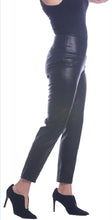 Cargar imagen en el visor de la galería, Faux Leather Pants (2 Colors)