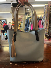 Charger l'image dans la galerie, Turquoise Tote Bag