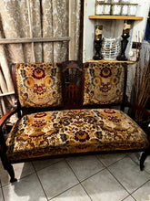 Cargar imagen en el visor de la galería, French Antique Settee/Loveseat