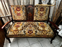 Cargar imagen en el visor de la galería, French Antique Settee/Loveseat