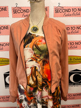 Load image into Gallery viewer, Bold Floral Print Tunic (Size M)