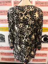 Load image into Gallery viewer, Animal Print Belted Top (Size 2X)
