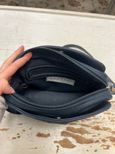 Cargar imagen en el visor de la galería, Mondani Blue Crossbody Purse