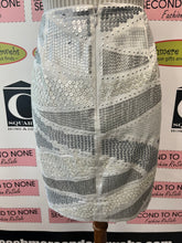 Load image into Gallery viewer, White House/Black Market Sequin Skirt (Size 10)