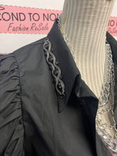 Load image into Gallery viewer, NWT Puffy-Sleeve Top (Size M)
