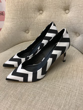 Load image into Gallery viewer, ASOS Black & White Chevron Pumps (Size 7)