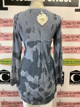 Cargar imagen en el visor de la galería, NWT Simply Couture Draped & Layered Tunic (Size S)