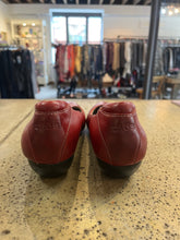 Load image into Gallery viewer, Taos Cherry Red Leather Shoes (Size 8)