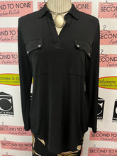 Cargar imagen en el visor de la galería, Jones New York Basic Black Top (Size M)