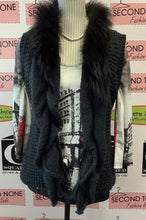 Cargar imagen en el visor de la galería, Chaleco cardi de punto con ribetes de piel sintética (M/L)