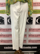 Load image into Gallery viewer, Melanie Lyne White Straight Leg Pants (Size 6)