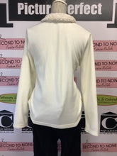 Cargar imagen en el visor de la galería, Winter Cardinal Zip Up Sweater (Size L)