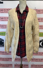 Load image into Gallery viewer, Urban Heritage Plaid Button Up (Size M)