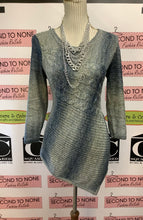 Charger l'image dans la galerie, Cleo Shades of Blue Asymmetrical Top (Size M)