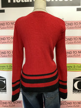 Cargar imagen en el visor de la galería, Liz Claiborne Festive Red Long Sleeve (Size M)