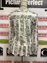 Charger l'image dans la galerie, Lucky Brand Foliage Blouse (Size XL)