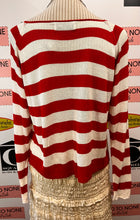 Cargar imagen en el visor de la galería, Femme Fatale Italian Made Striped Top (Size L)