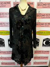 Charger l'image dans la galerie, Velvet Burnout Button-Front Tunic (Only 2 Left!)