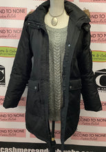 Cargar imagen en el visor de la galería, Suéter de punto con brillo plateado (L)