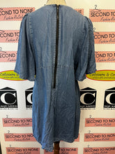 Cargar imagen en el visor de la galería, Guess Denim Bell Sleeve Dress (Size L)