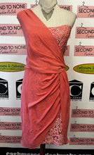 Cargar imagen en el visor de la galería, Le Chateau One Shoulder Lace Dress (Size XL)