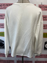 Cargar imagen en el visor de la galería, Cable & Gauge Twist Hem Sweater (Size M)