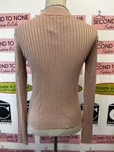 Cargar imagen en el visor de la galería, NWT Buffalo Ribbed Long Sleeve (Size S)